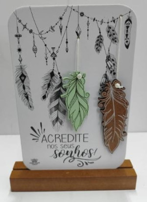 ENFEITE DE MESA COM APLIQUE ACREDITE NOS SEUS SONHOS...BENÇÃO VERDE 25X20X3,5