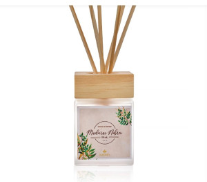 Difusor de Perfume para Ambientes - Madeiras Nobres 100 mL Difusor de Perfume para Ambientes - Madeiras Nobres 100 mL