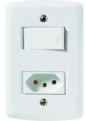 Conjunto 4x2 com 1 Interruptor Simples 10 A 250 V e 1 Tomada 2P+T 10 A 250 V Tramontina Lux2 Branco
57145064 - 