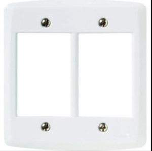 Placa 6 Postos 4x4 Tramontina Lux² Branca
57105031 - 