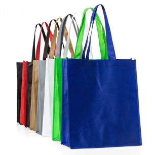 Sacola em TNT com bolso Sacola em TNT com bolso