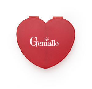 Porta comprimidos em formato de coração com 2 divisórias Porta comprimidos em formato de coração com 2 divisórias