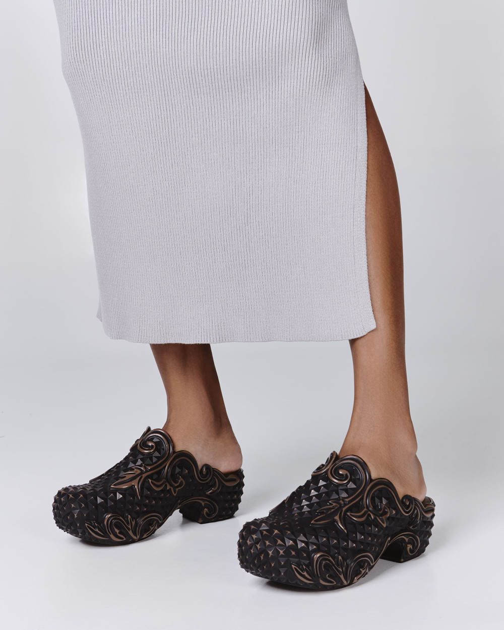 MELISSA COURT CLOG + Y.PROJECT AD