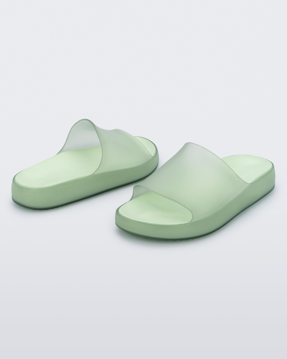 MELISSA CLOUD SLIDE AD MELISSA CLOUD SLIDE AD