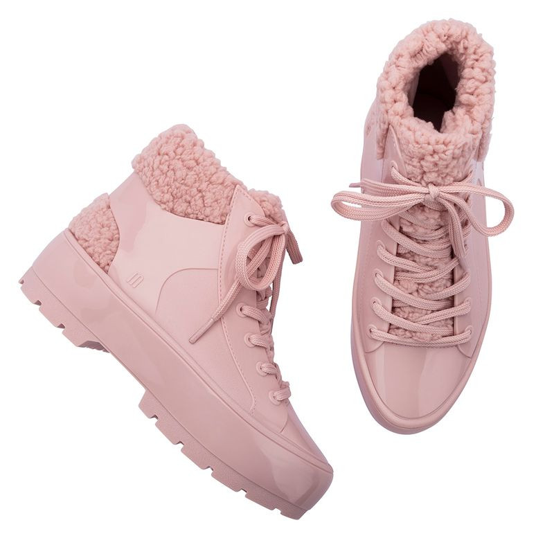 MELISSA FLUFFY SNEAKER AD