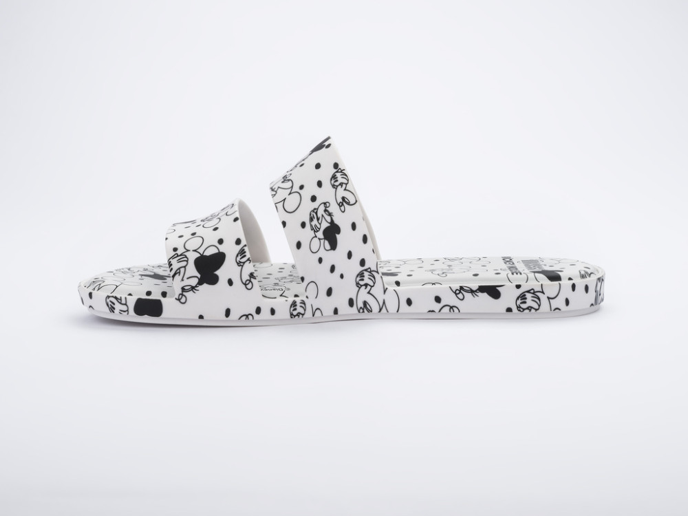 MELISSA COLOR POP + MICKEY AND FRIENDS AD