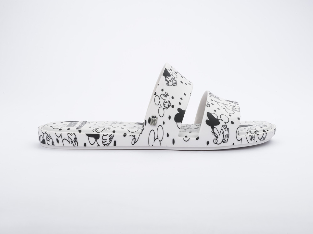 MELISSA COLOR POP + MICKEY AND FRIENDS AD