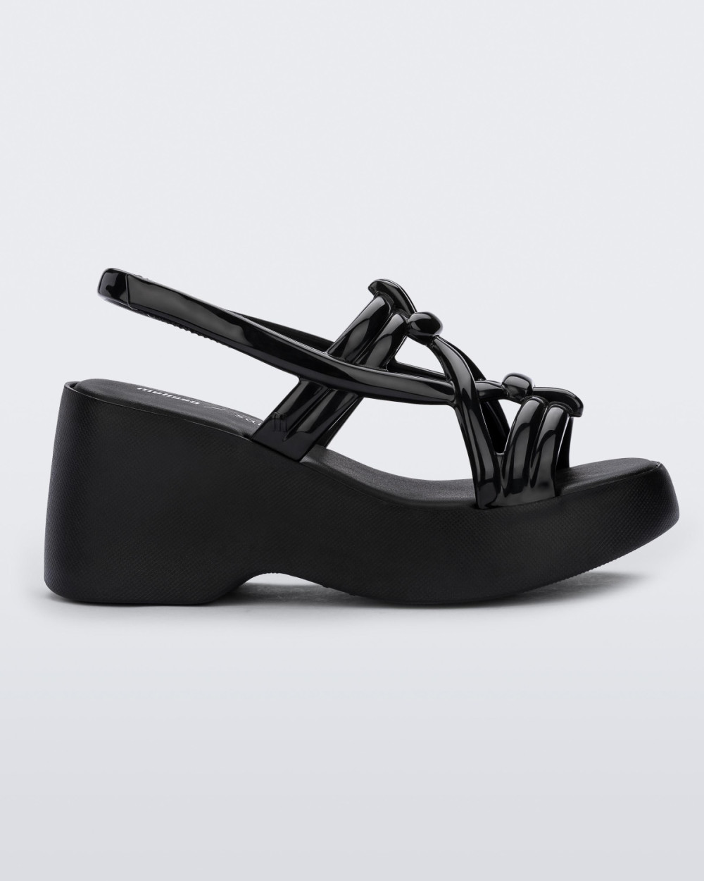 MELISSA SAND + SALINAS MELISSA SAND + SALINAS