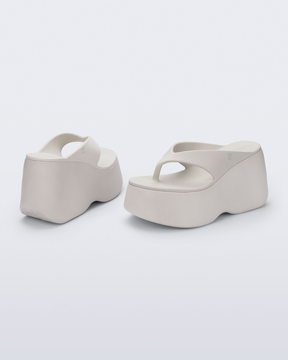 MELISSA FREE THONG WEDGE AD