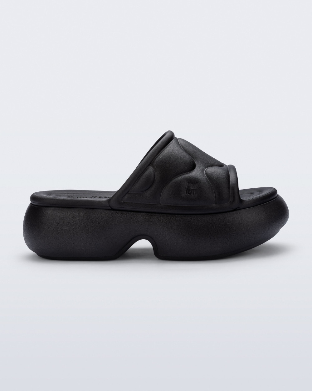 MELISSA FREE PUFF PLATFORM AD MELISSA FREE PUFF PLATFORM AD