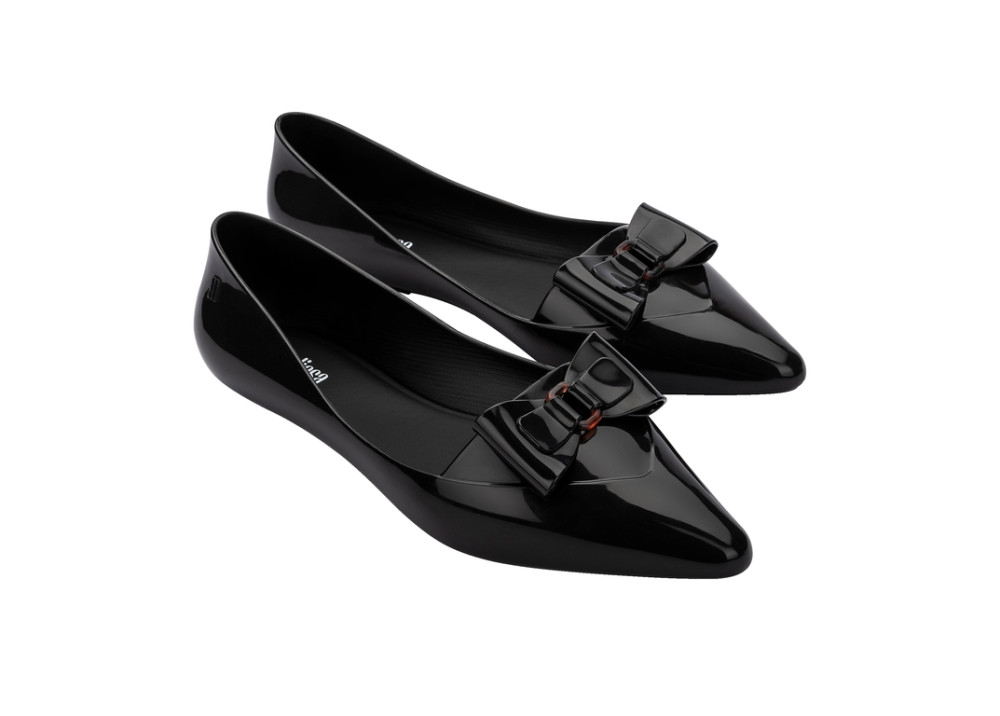 MELISSA POINTY CHIC AD