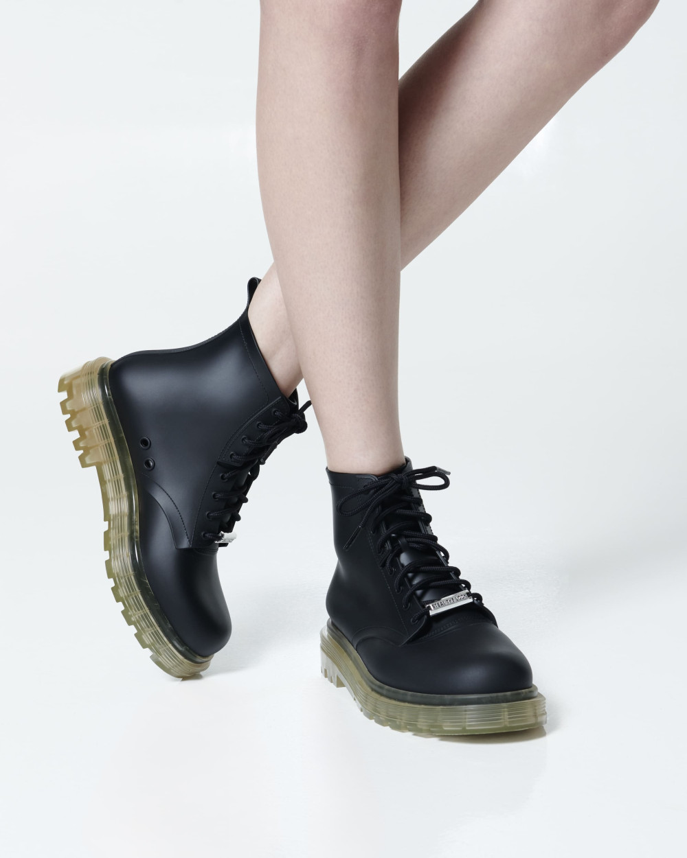MELISSA COTURNO + STEAL THE LOOK AD