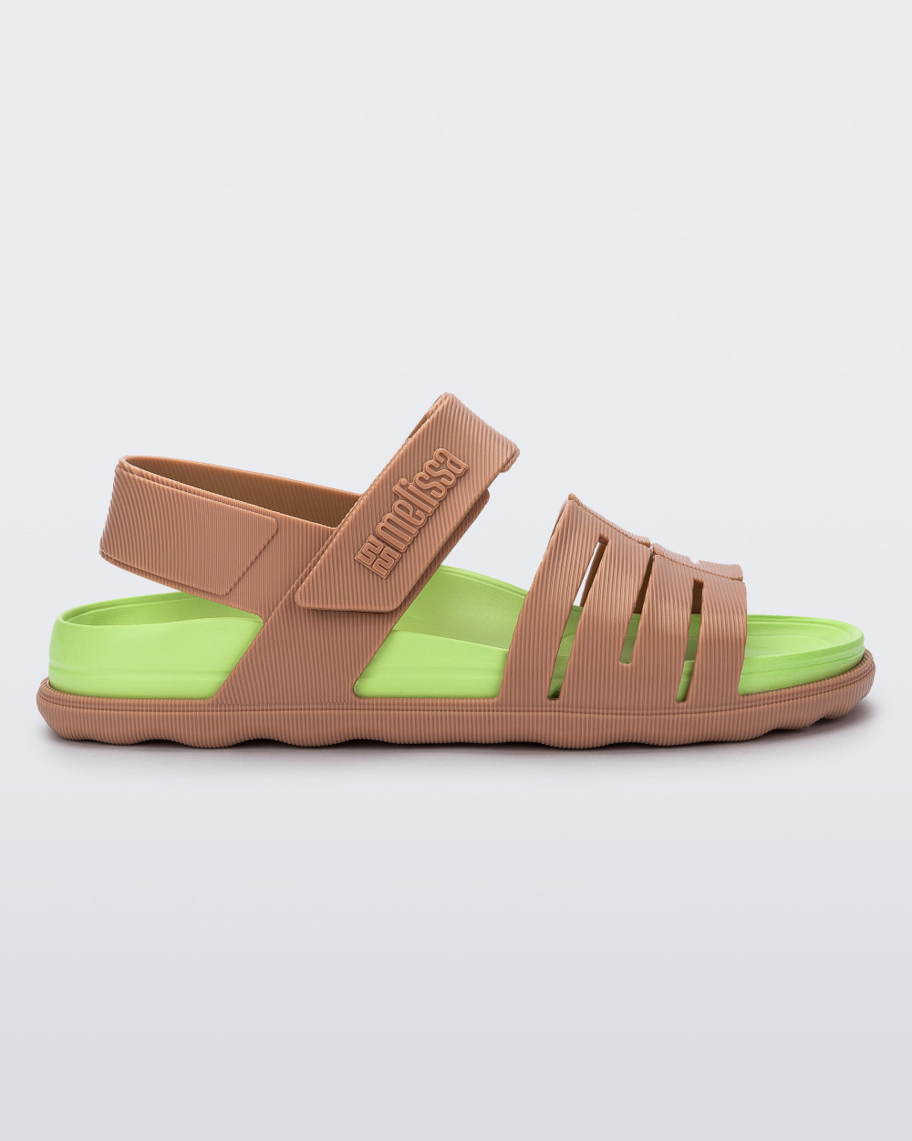 MELISSA KAITEKI SANDAL AD MELISSA KAITEKI SANDAL AD