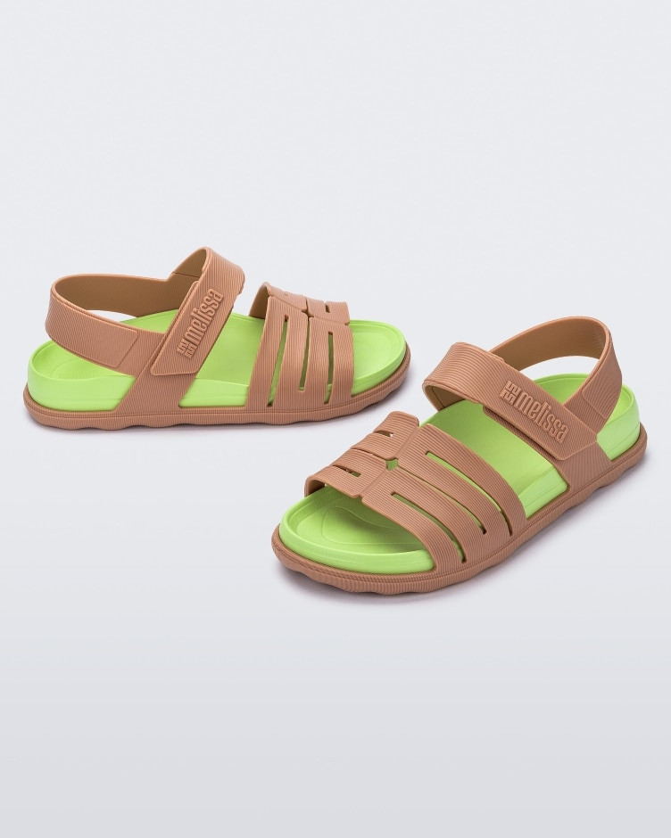 MELISSA KAITEKI SANDAL AD MELISSA KAITEKI SANDAL AD