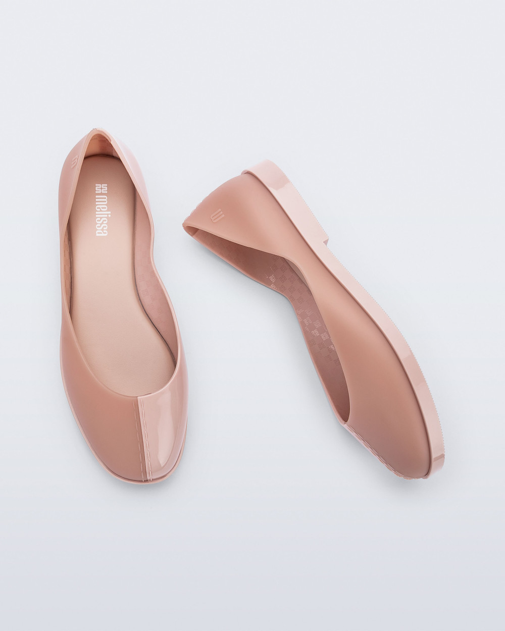 MELISSA SWITCH AD MELISSA SWITCH AD