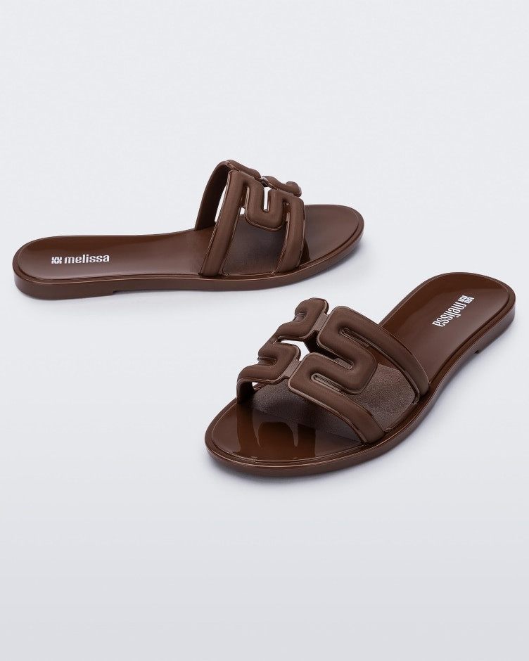 MELISSA M SLIDE MELISSA M SLIDE