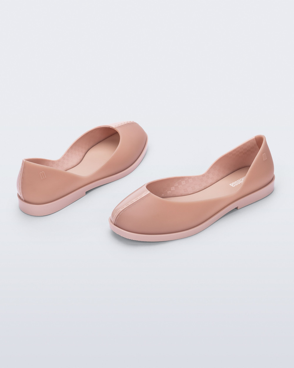 MELISSA SWITCH AD MELISSA SWITCH AD