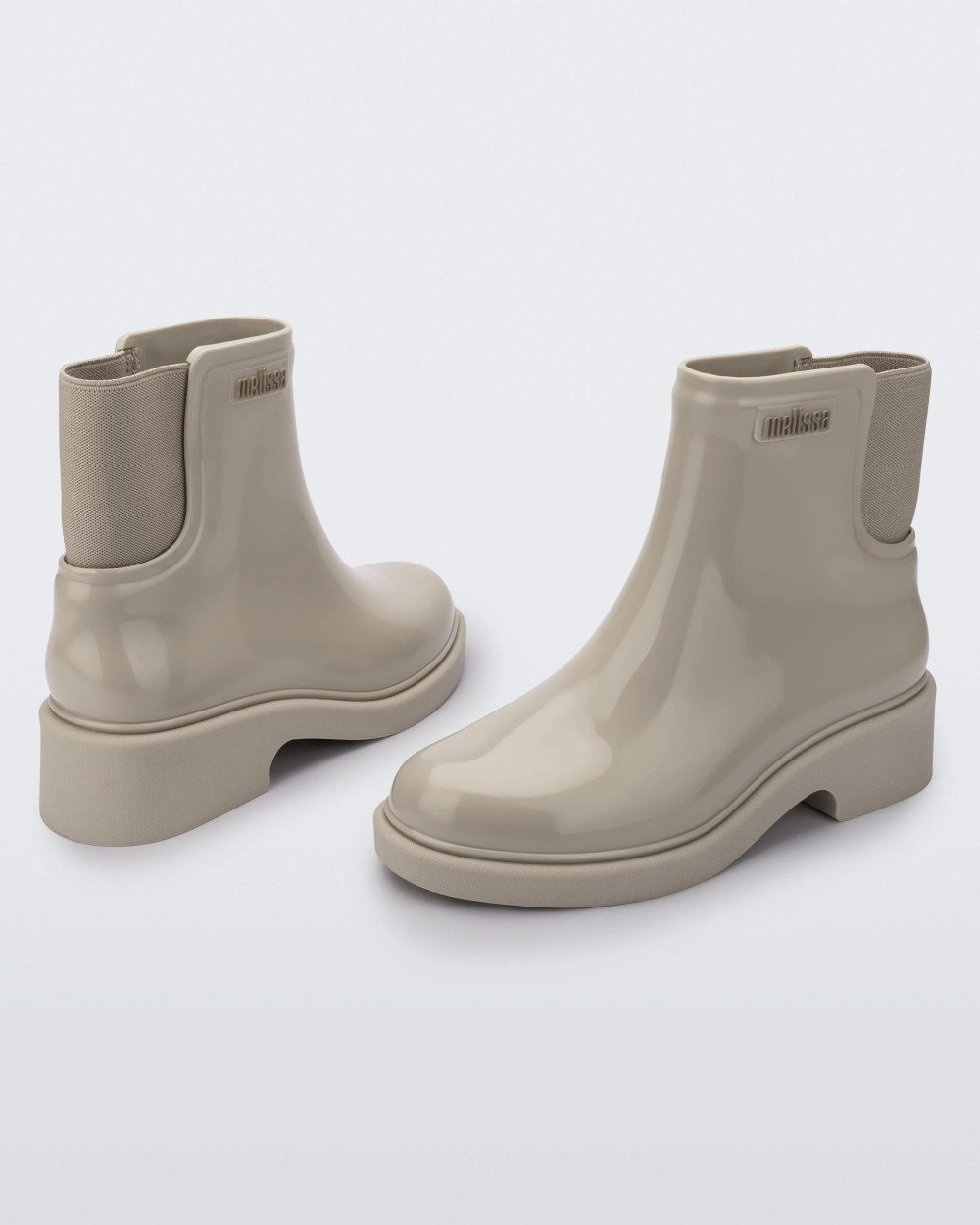 MELISSA CHELSEA BOOT AD MELISSA CHELSEA BOOT AD