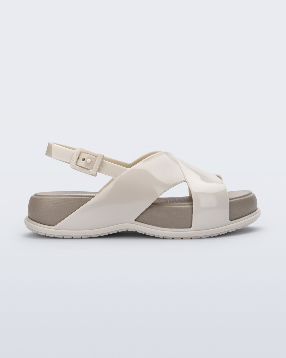 MELISSA MARE PLATFORM AD MELISSA MARE PLATFORM AD