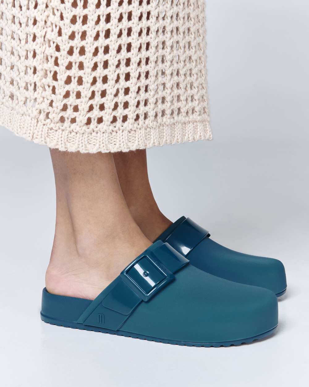MELISSA COZY CLOG AD
