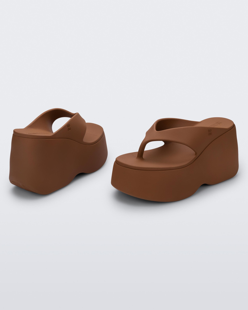 MELISSA FREE THONG WEDGE AD MELISSA FREE THONG WEDGE AD