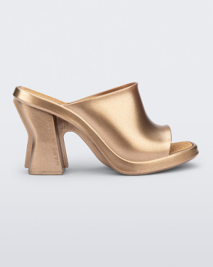 MELISSA MULE + MARC JACOBS AD - 