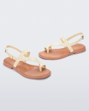 MELISSA CASSIE AD - 