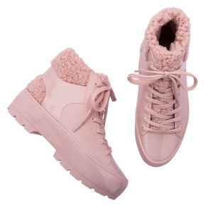 MELISSA FLUFFY SNEAKER AD - 