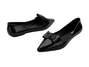 MELISSA POINTY CHIC AD -