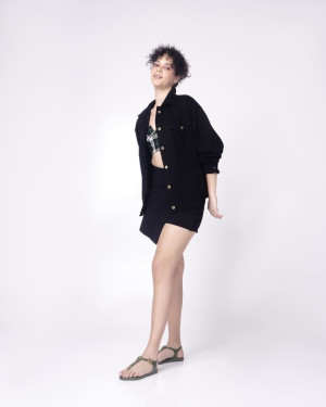 MELISSA SOLAR STUDS AD - 