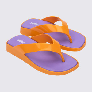 MELISSA BRAVE FLIP FLOP AD - 