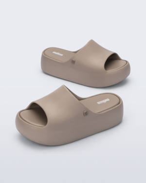 MELISSA FREE PLATFORM SLIDE AD - 