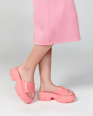 MELISSA ELLA SLIDE AD -