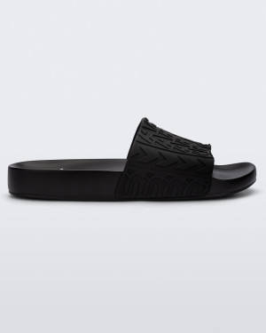 MELISSA SLIDE + MARC JACOBS AD MELISSA SLIDE + MARC JACOBS AD