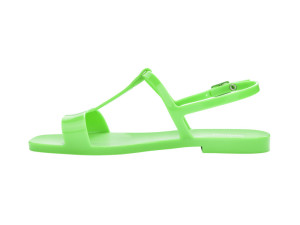 MELISSA ESSENTIAL NEW FEMME AD -