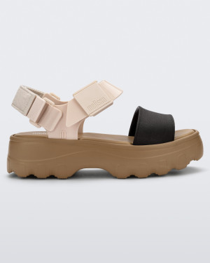MELISSA KICK OFF SANDAL AD -