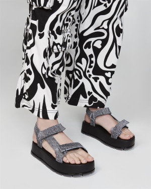 MELISSA FLOWING PLATFORM DENIM AD - 