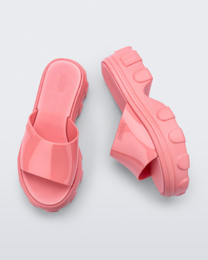 MELISSA ELLA SLIDE AD -