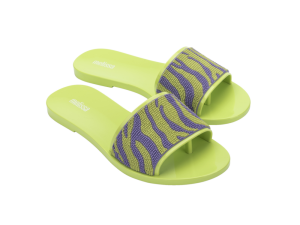 MELISSA SAVAGE SLIDE AD - 