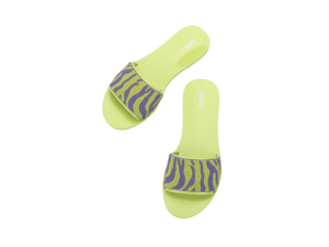 MELISSA SAVAGE SLIDE AD - 