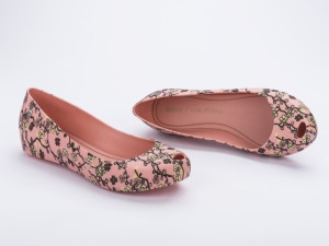 MELISSA ULTRAGIRL + ROSEBLEU AD - 