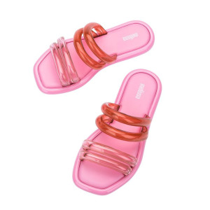 MELISSA AIRBUBBLE SLIDE AD -