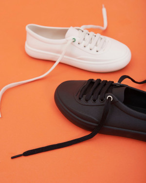 MELISSA FREE HUG AD - 