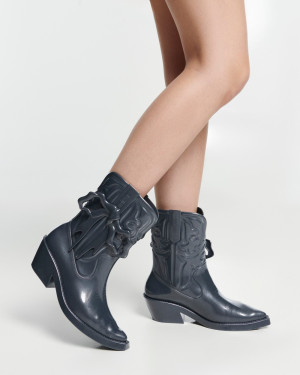 MELISSA TEXAS + MALDITO PARIS AD - 