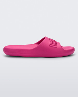 MELISSA FREE ESSENTIAL SLIDE AD