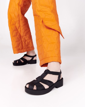 MELISSA SUN WAVES PLATFORM AD -