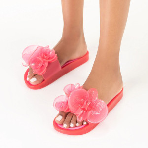 MELISSA BEACH SLIDE FLOWER + Y.PROJECT AD - 