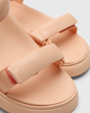 MELISSA PAPETE ESSENTIAL AD - 