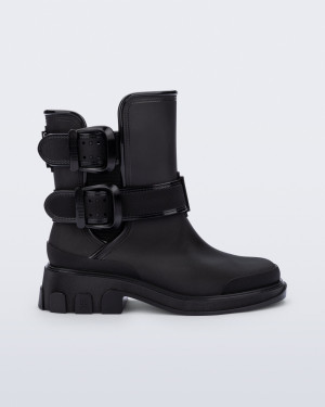 MELISSA BANG BOOT AD MELISSA BANG BOOT AD