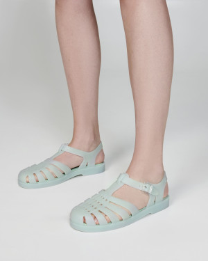 MELISSA POSSESSION AD -